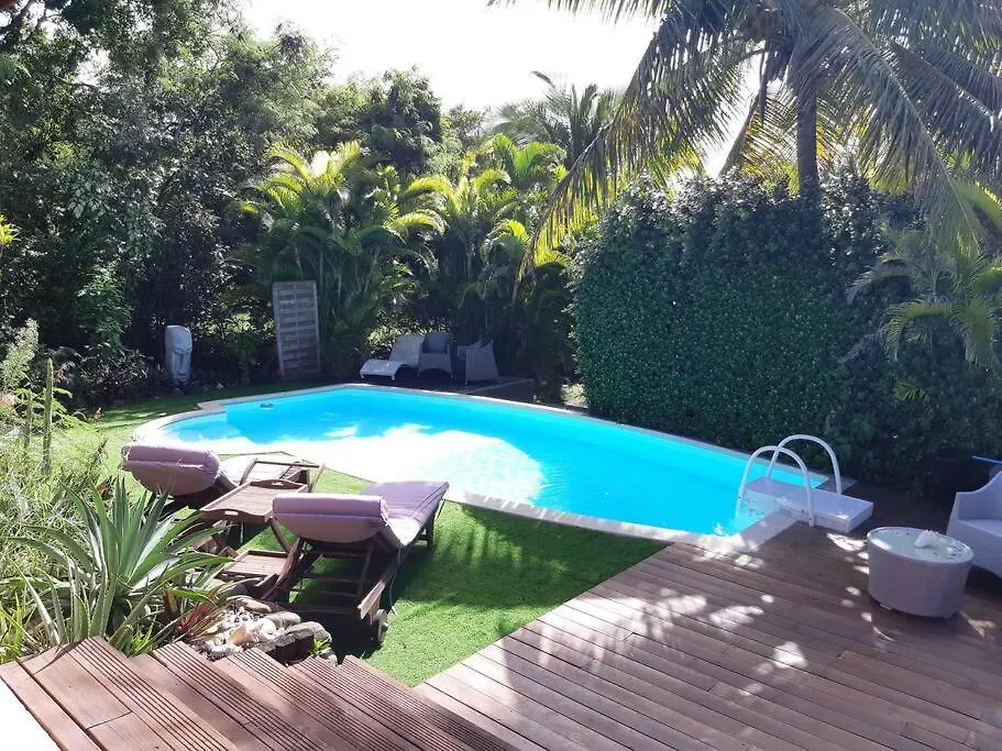 Rare : Bungalow Bois Avec Piscine Privee , Gite Ti Plaisir Le Moule Holiday home