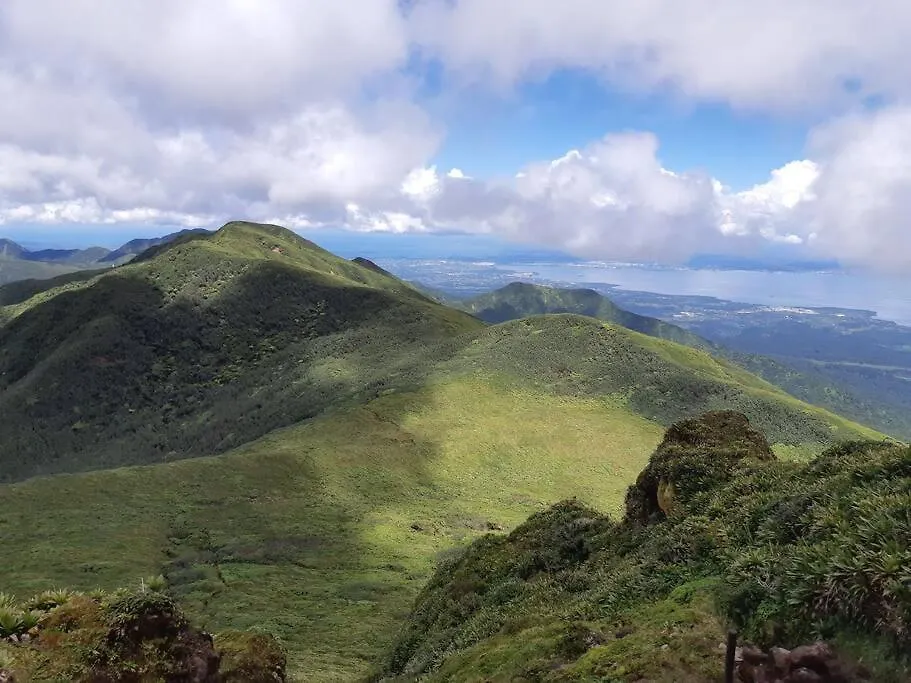 Rare : Bungalow Bois Avec Piscine Privee , Gite Ti Plaisir Le Moule 0*,  Guadeloupe